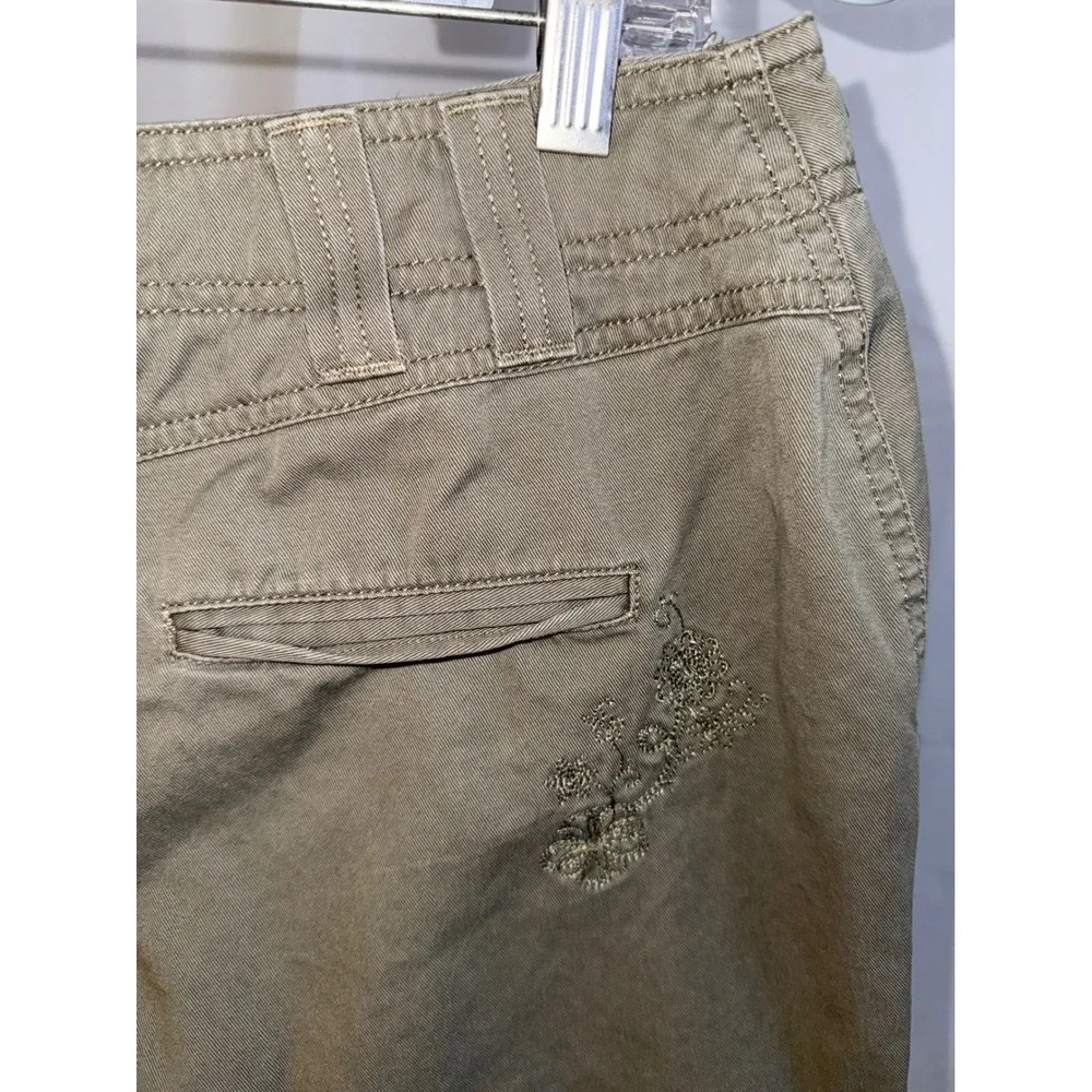 Sonoma Life Style Women 12P Olive Green Cargo Capri Pants Floral Cotton